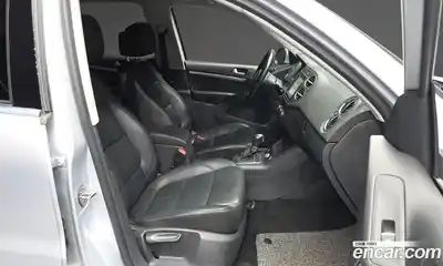Volkswagen Tiguan 2014 2.0 гидро в Москве № 629126, миниатюра 11