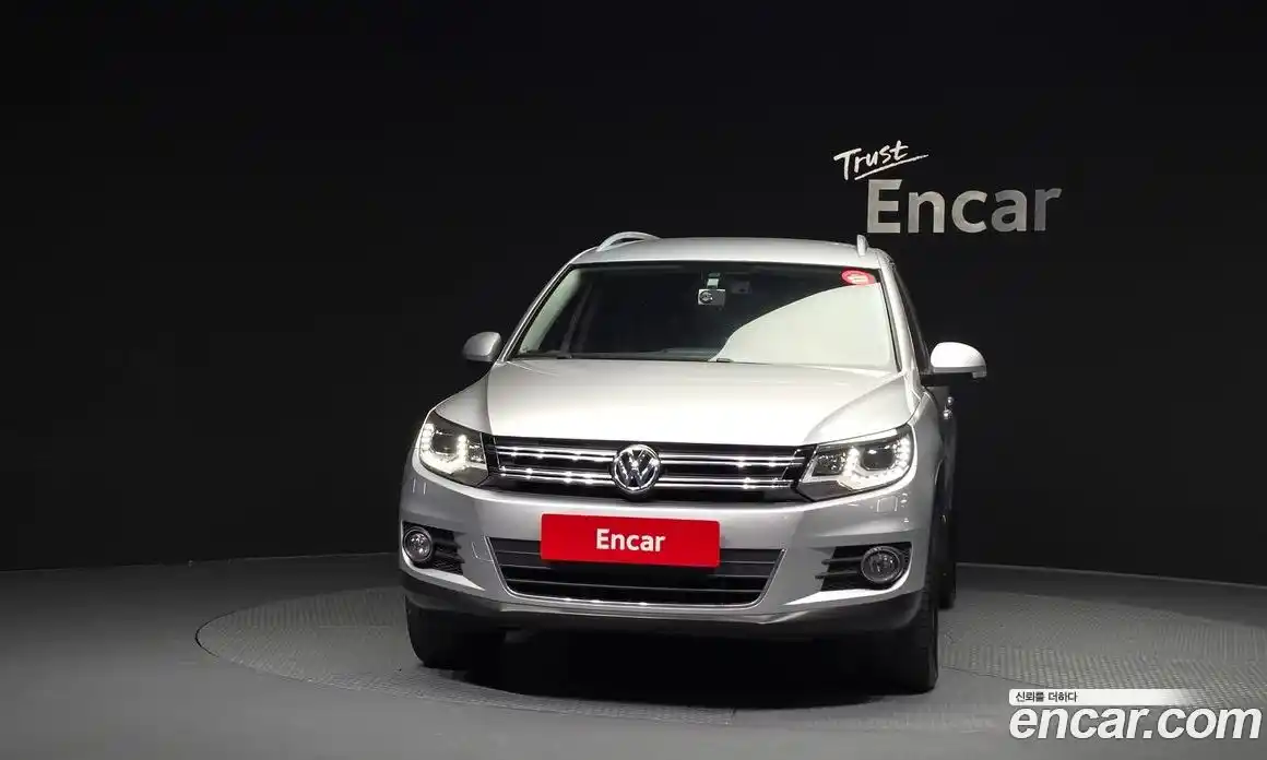 Volkswagen Tiguan 2014 2.0 гидро в Москве № 629126, фото 3