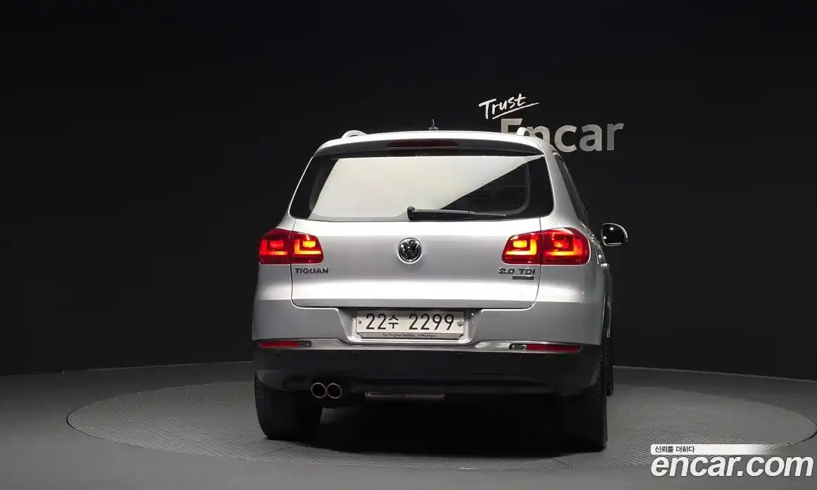 Volkswagen Tiguan 2014 2.0 гидро в Москве № 629126, фото 4