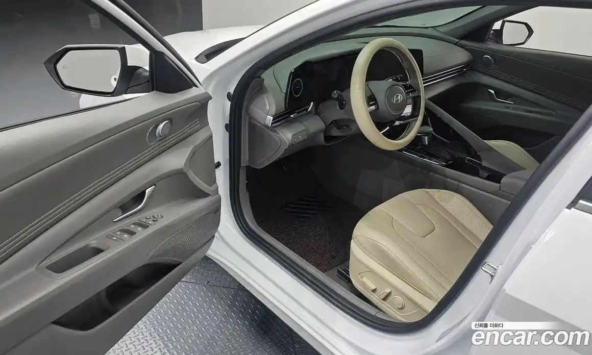 Hyundai Avante 2024 1.6 гидро в Москве № 6562, фото 11