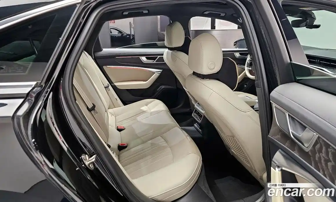 Audi A6 2023 2.0 гидро в Москве, фото 12