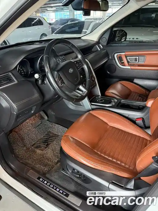 Land Rover Discovery Sport 2015 2.0 гидро в Москве № 724657, фото 7