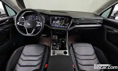 Volkswagen Touareg 2023 3.0 гидро в Москве № 725023, миниатюра 7