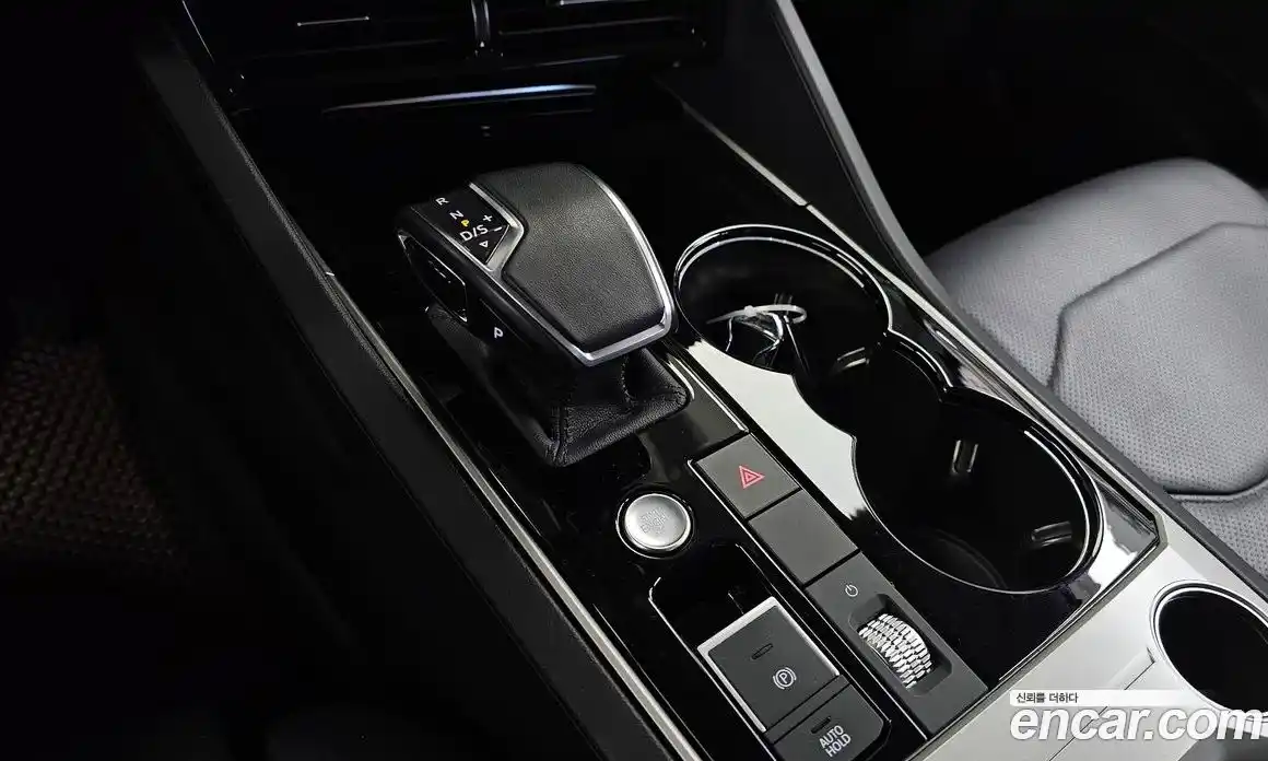 Volkswagen Touareg 2023 3.0 гидро в Москве № 725023, фото 9