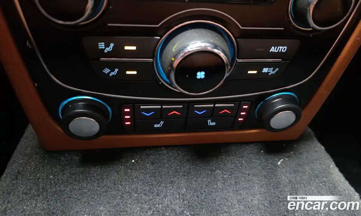 Jaguar XF 2016 2.0 гидро в Москве № 758792, фото 19