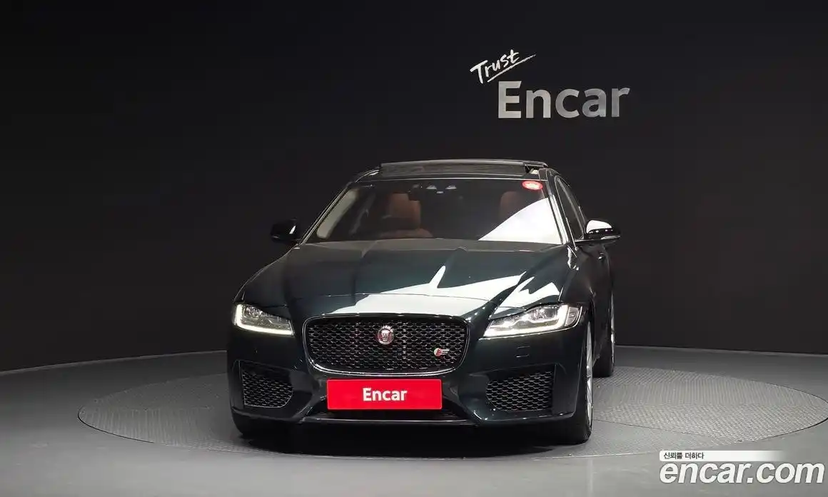 Jaguar XF 2016 2.0 гидро в Москве № 758792, фото 3