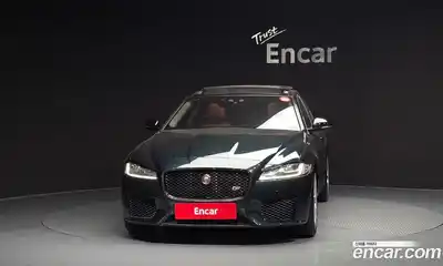 Jaguar XF 2016 2.0 гидро в Москве № 758792, миниатюра 3