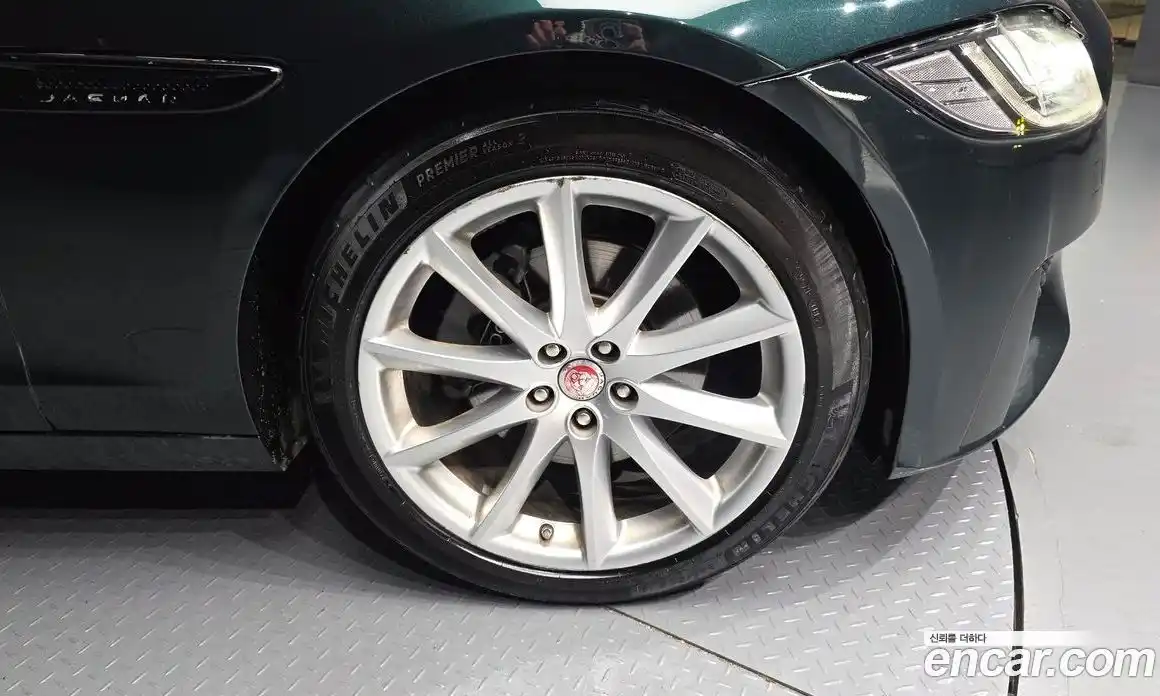Jaguar XF 2016 2.0 гидро в Москве № 758792, фото 5