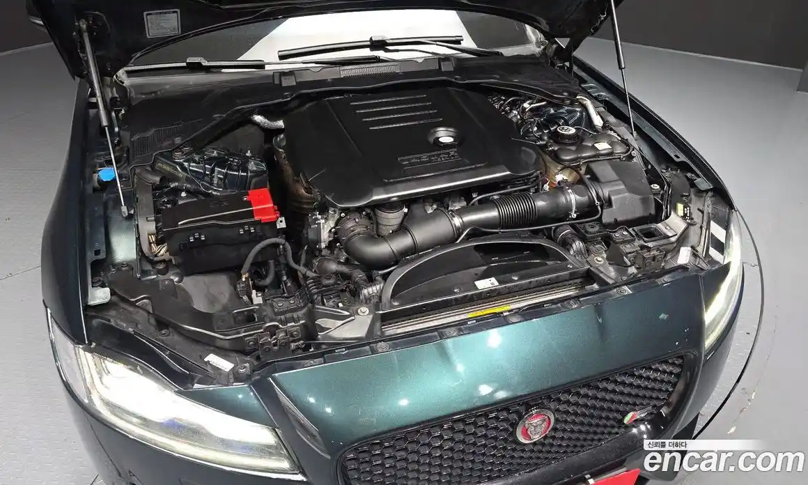 Jaguar XF 2016 2.0 гидро в Москве № 758792, фото 6