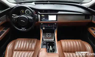 Jaguar XF 2016 2.0 гидро в Москве № 758792, миниатюра 7