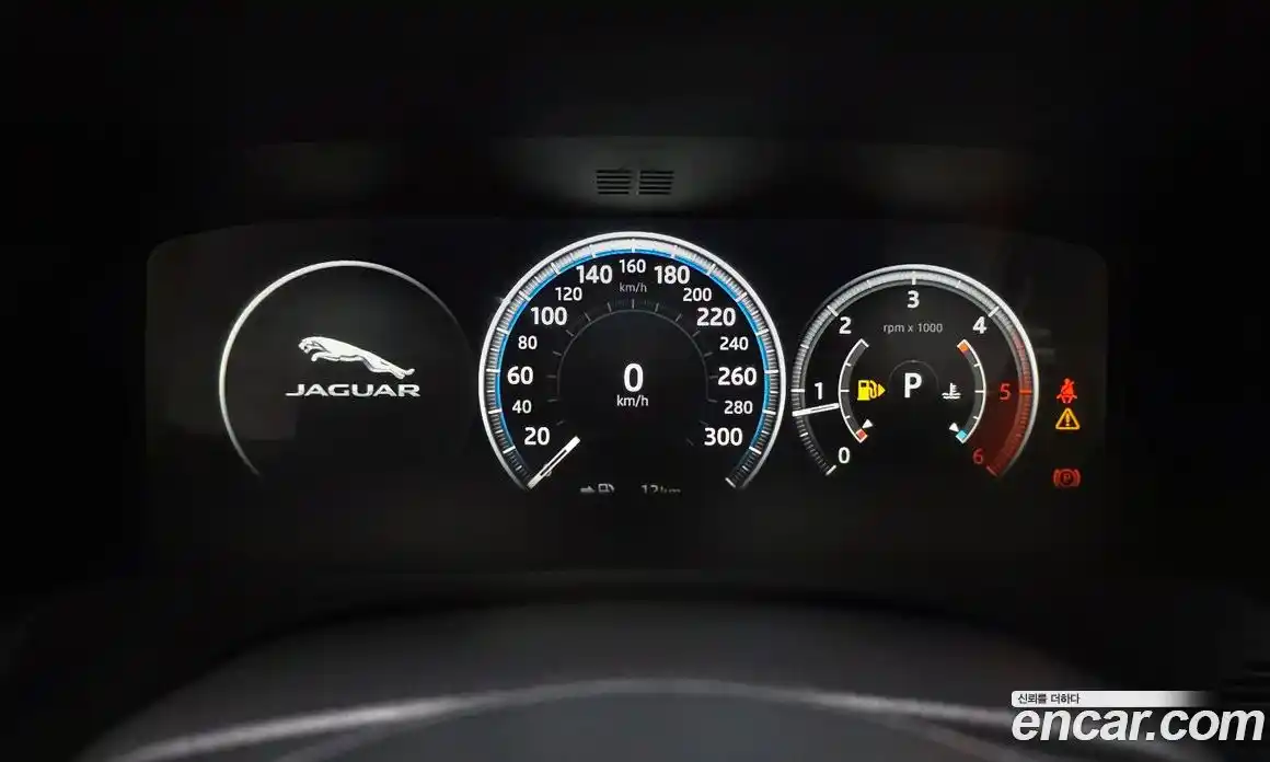 Jaguar XF 2016 2.0 гидро в Москве № 758792, фото 8