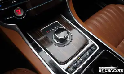 Jaguar XF 2016 2.0 гидро в Москве № 758792, миниатюра 9