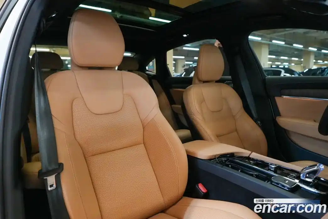 Volvo S90 2024 2.0 гидро в Москве № 802042, фото 9