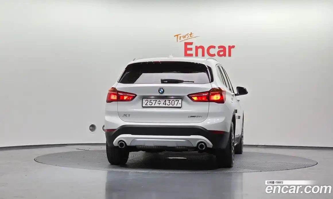 BMW X1 2022 2.0 гидро в Москве № 821565, фото 3