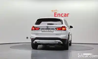 BMW X1 2022 2.0 гидро в Москве № 821565, миниатюра 3
