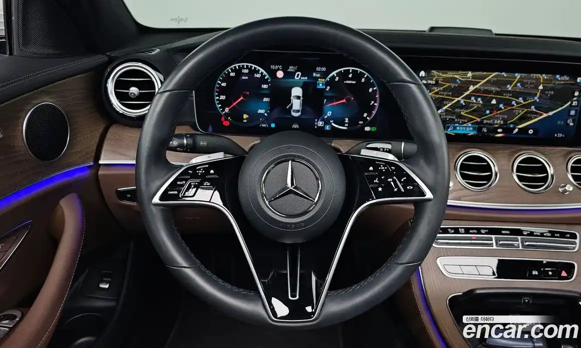 Mercedes-Benz E-Class 2023 2.0 гидро, фото 13