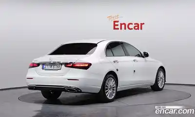 Mercedes-Benz E-Class 2023 2.0 гидро, миниатюра 2