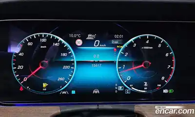 Mercedes-Benz E-Class 2023 2.0 гидро, миниатюра 8
