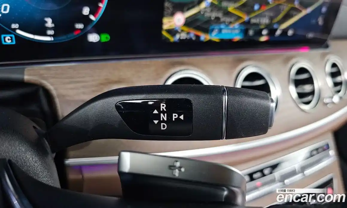 Mercedes-Benz E-Class 2023 2.0 гидро, фото 9