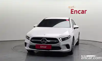 Mercedes-Benz A-Class 2021 2.0 гидро в Москве № 822461, миниатюра 3