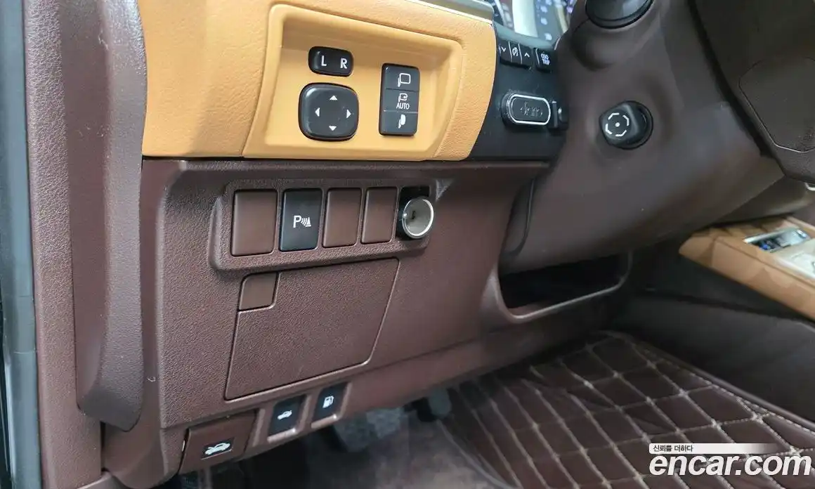 Lexus ES 2017 3.5 гидро в Москве № 825916, фото 17