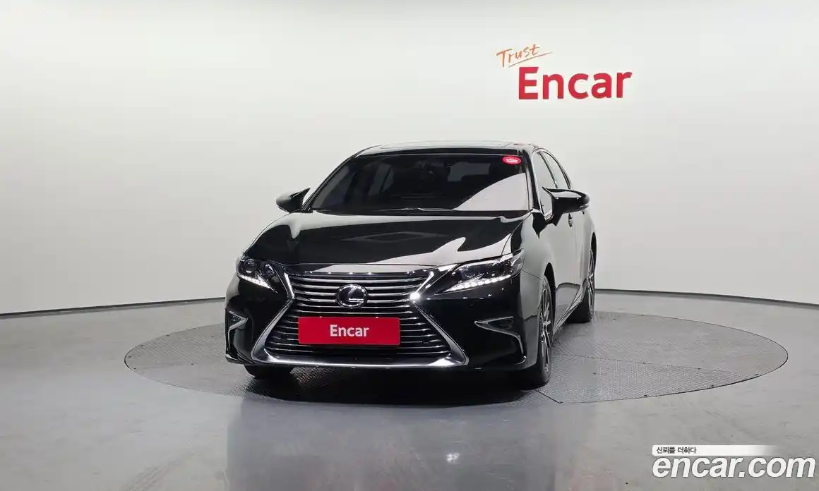 Lexus ES 2017 3.5 гидро в Москве № 825916, фото 3
