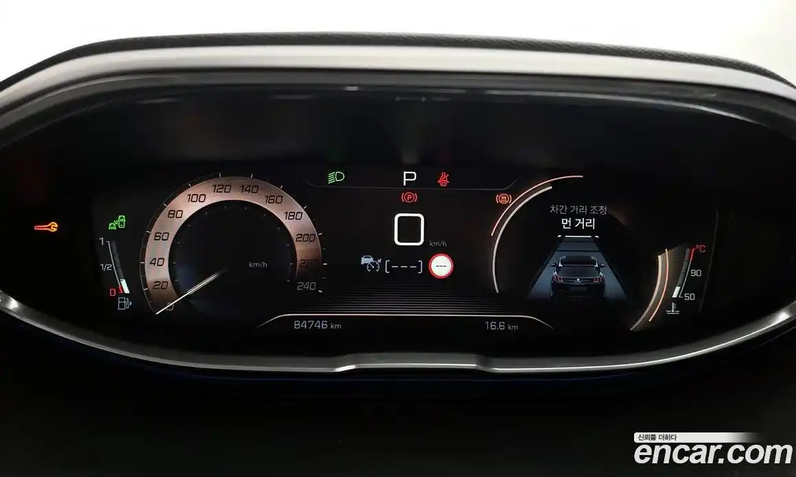 Peugeot 5008 2017 2.0 гидро в Москве № 827484, фото 8