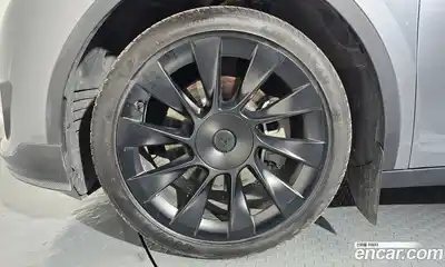 Tesla Model Y 2025 0.2 гидро в Москве № 861779, миниатюра 5