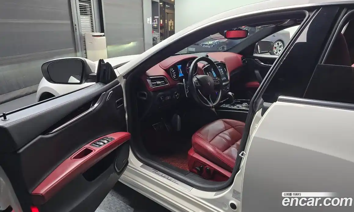 Maserati Ghibli 2018 3.0 гидро в Москве № 863362, фото 10