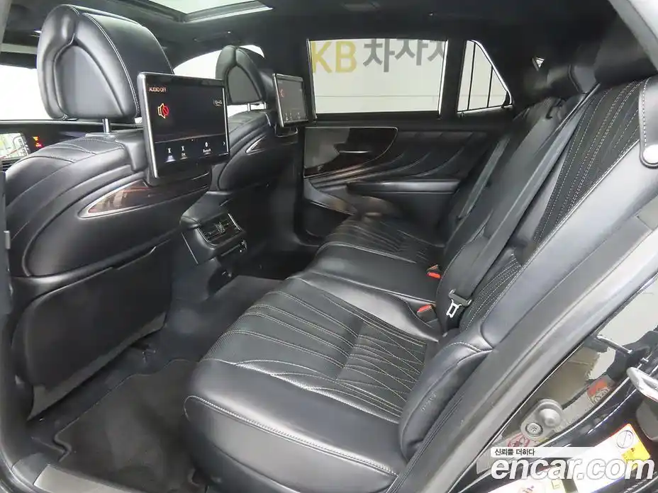 Lexus LS 2018 3.5 гидро в Москве № 895926, фото 6