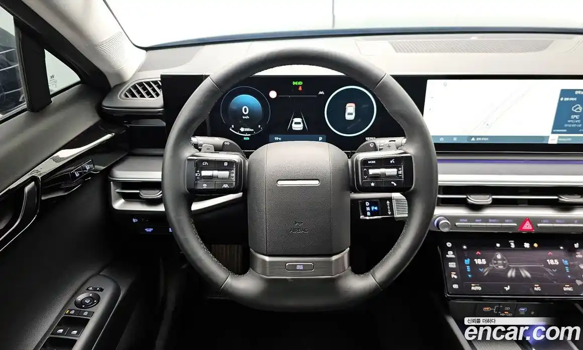 Hyundai Grandeur 2023 2.5 Автомат в Москве № 926423, фото 13