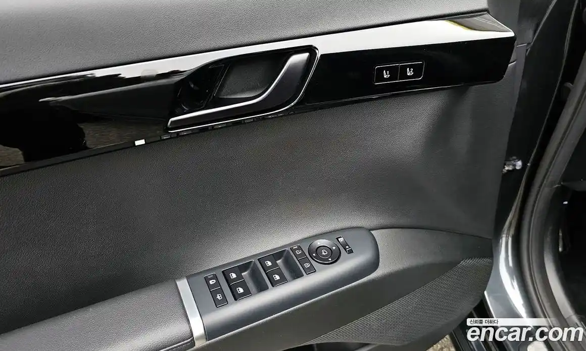 Hyundai Grandeur 2023 2.5 Автомат в Москве № 926423, фото 18