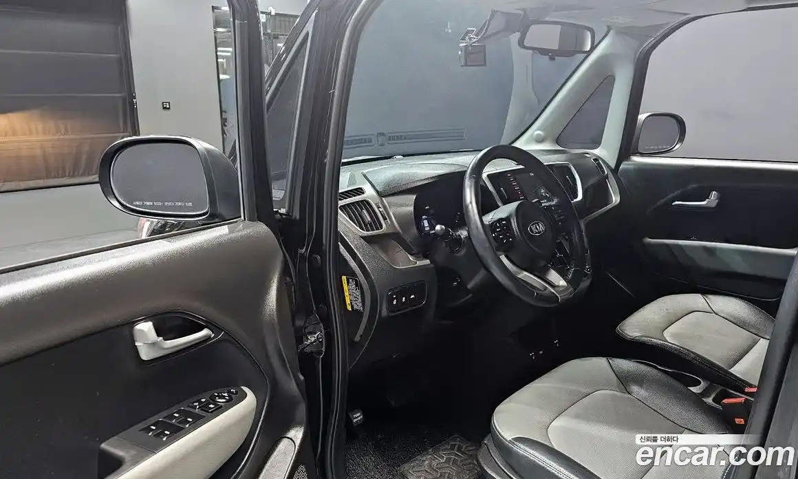 Kia Ray 2021 1.0 Автомат в Москве № 929121, фото 11