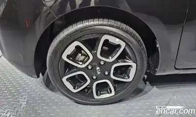 Kia Ray 2021 1.0 Автомат в Москве № 929121, миниатюра 5