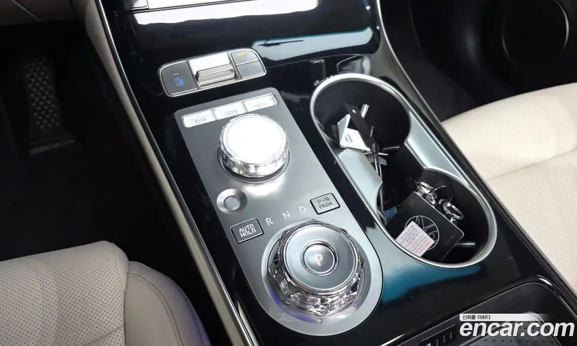 Genesis GV70 2025 2.5 Автомат в Москве № 930275, фото 8