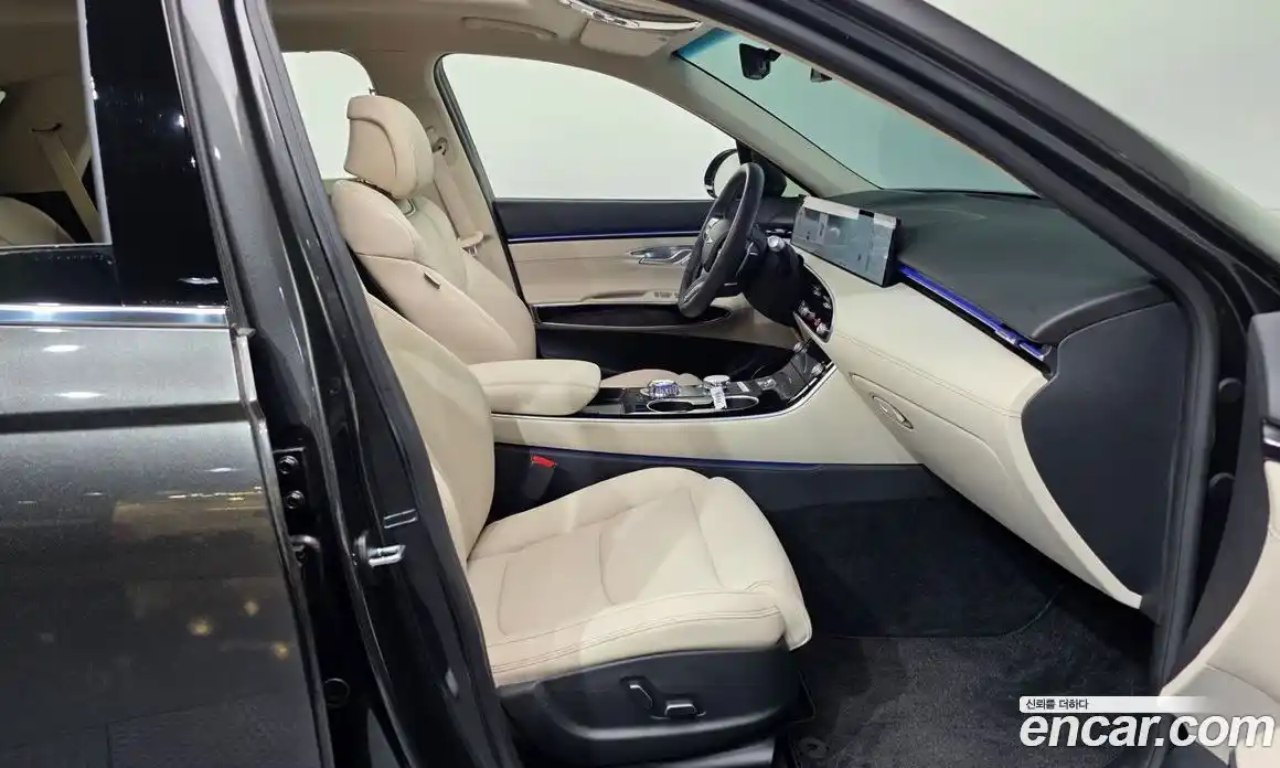 Genesis GV70 2025 2.5 Автомат в Москве № 930275, фото 10