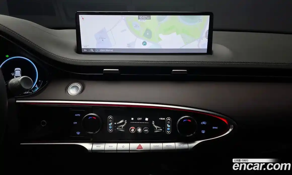 Genesis GV70 2021 2.5 Автомат в Москве № 930693, фото 14