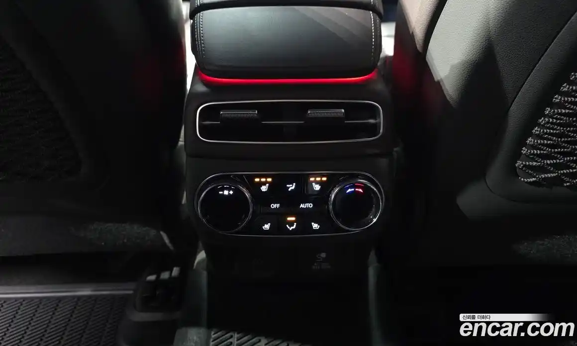 Genesis GV70 2021 2.5 Автомат в Москве № 930693, фото 19