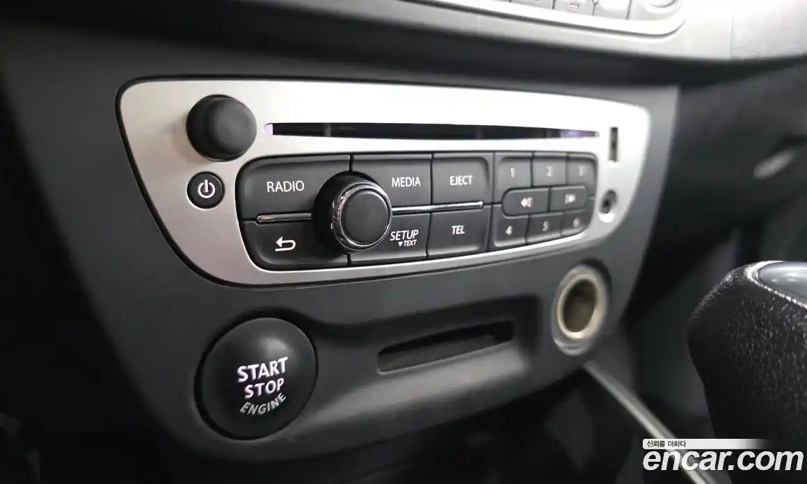 Renault SM3 2018 1.6 гидро в Москве, фото 16
