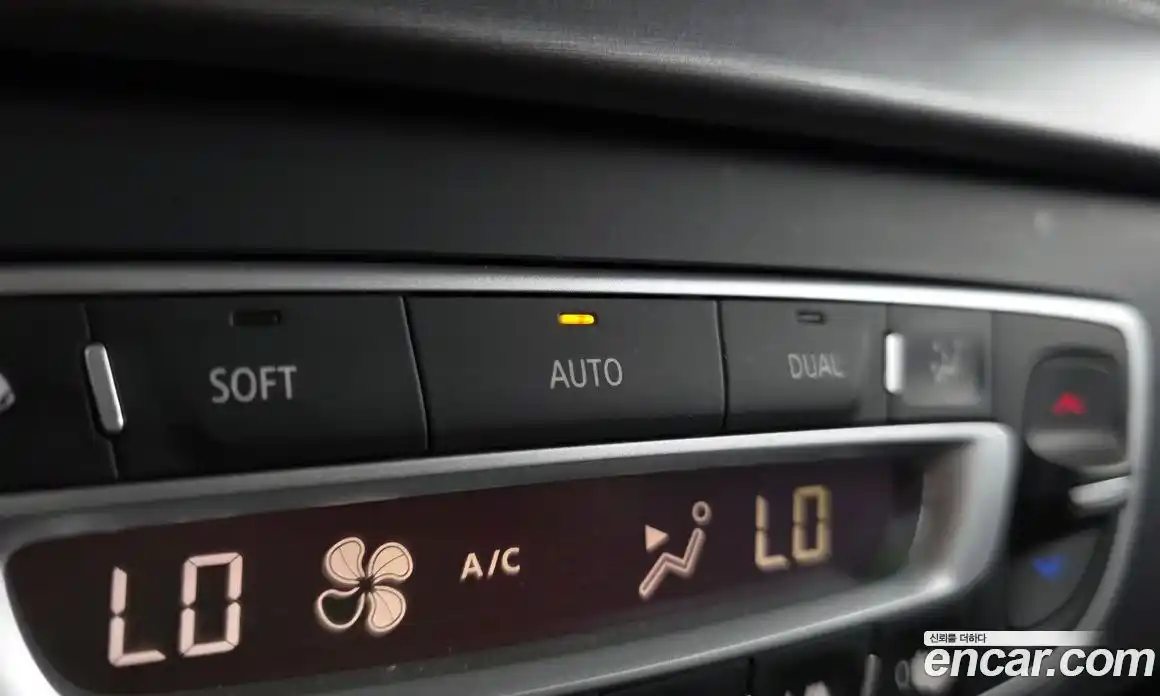 Renault SM3 2018 1.6 гидро в Москве, фото 17