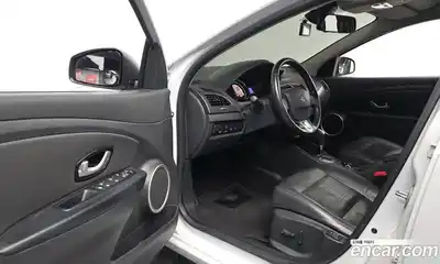 Renault SM3 2018 1.6 гидро в Москве, миниатюра 10
