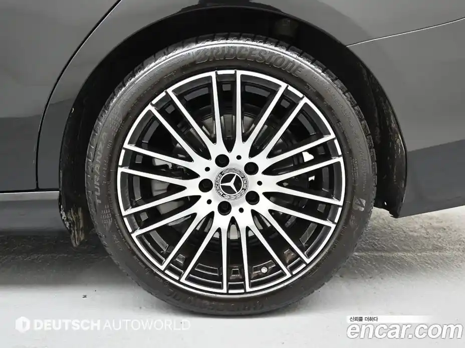 Mercedes-Benz C-Class 2024 2.0 гидро в Москве № 969305, фото 17