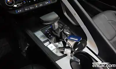 Hyundai Avante 2023 1.6 Автомат в Москве № 971476, миниатюра 9