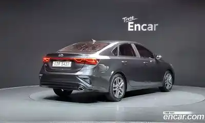 Kia K3 2018 1.6 Автомат в Москве № 972437, миниатюра 2