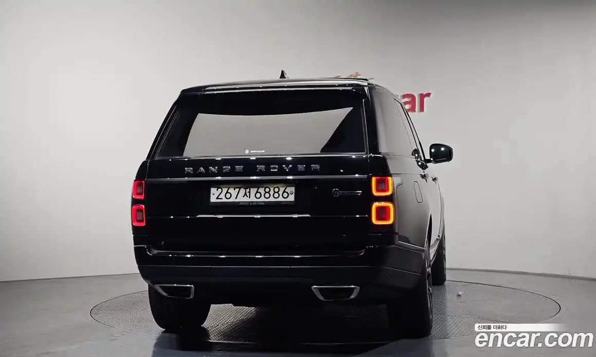Land Rover Range-Rover 2019 5.0 гидро в Москве № 975612, фото 4