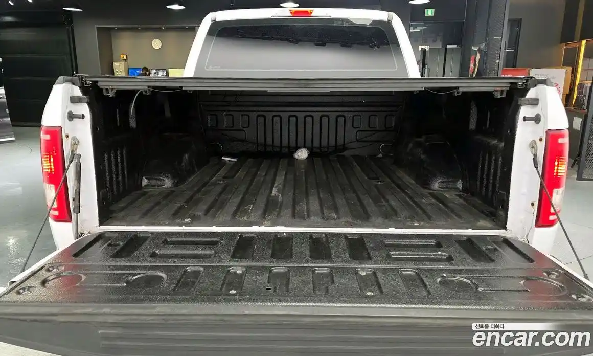 Ford F150 2016 5.0 гидро в Москве № 976234, фото 20