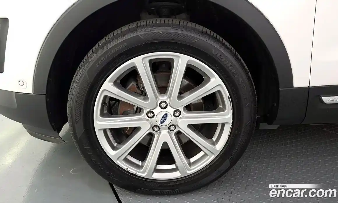 Ford Explorer 2017 2.3 гидро в Москве № 976353, фото 5