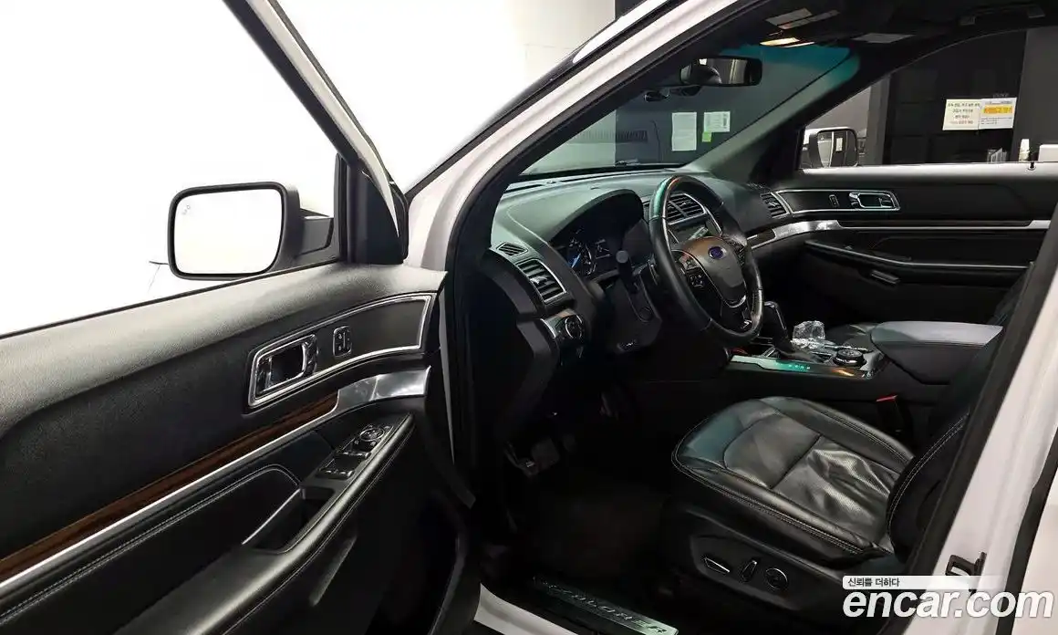 Ford Explorer 2017 2.3 гидро в Москве № 976353, фото 10
