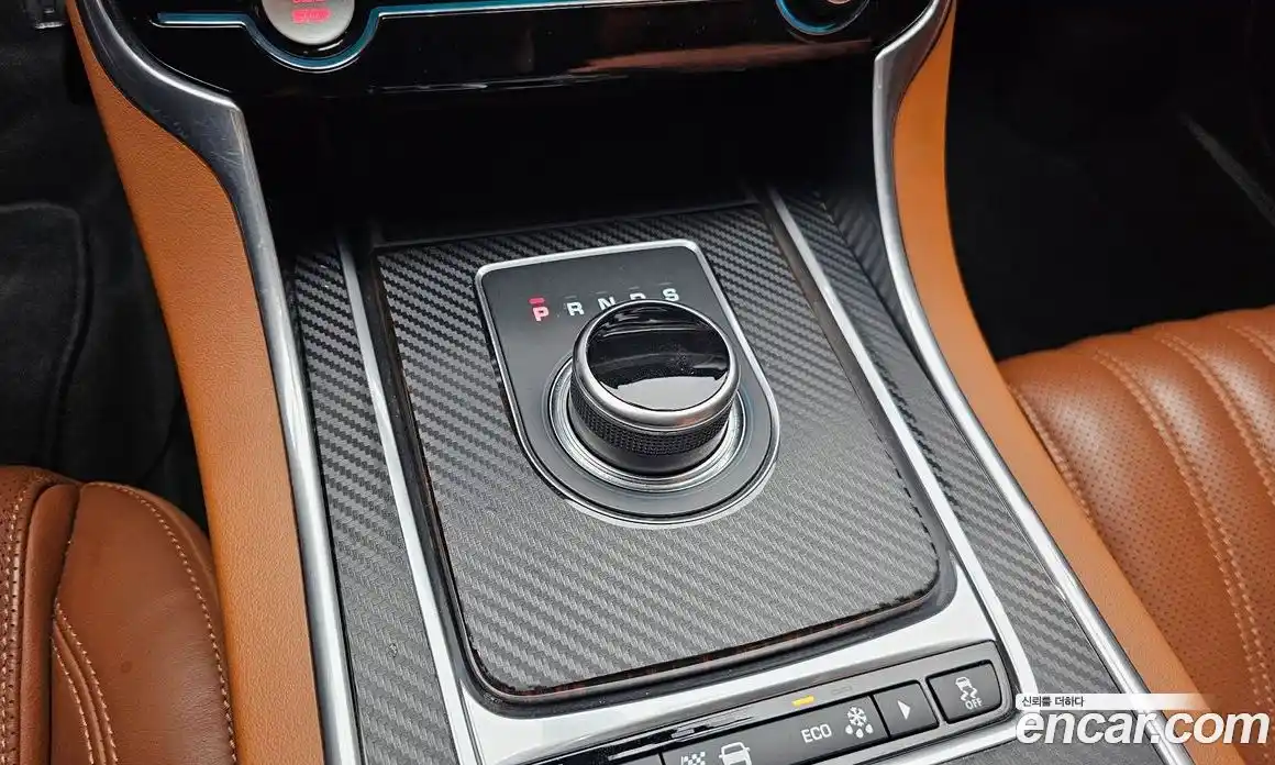Jaguar XF 2018 2.0 гидро в Москве № 976507, фото 9
