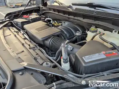 Chevrolet Surburban 2021 6.2 гидро в Москве № 976736, миниатюра 6